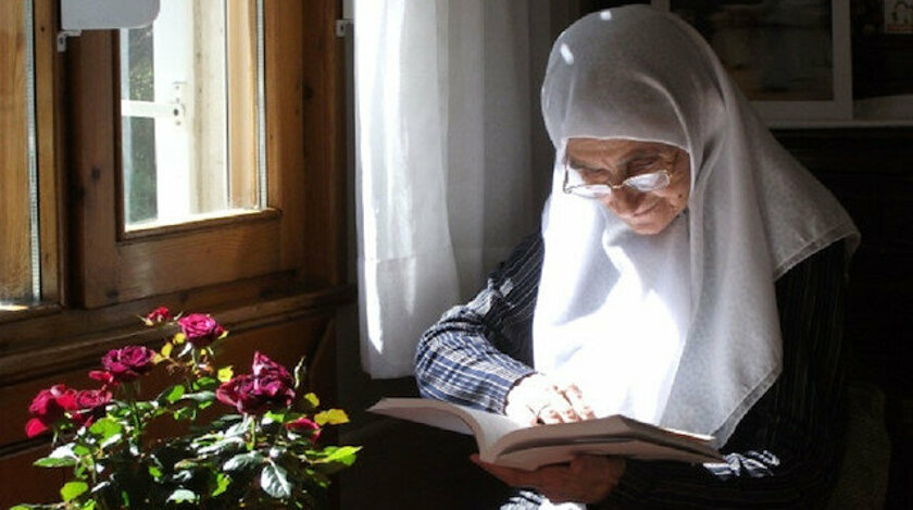 Dr. Ayşe Hümeyra Ökten Hanımefendi dâr-ı bekâya irtihâl eyledi