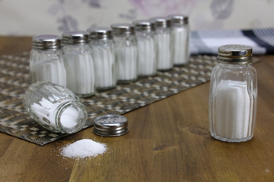 Günlük tuz tüketimi bir çay kaşığını aşmamalı