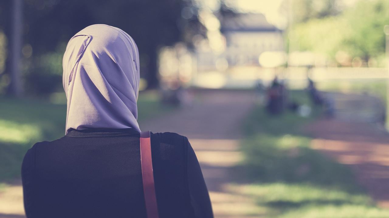 KKTC de liselerde başörtüsü serbest bırakıldı