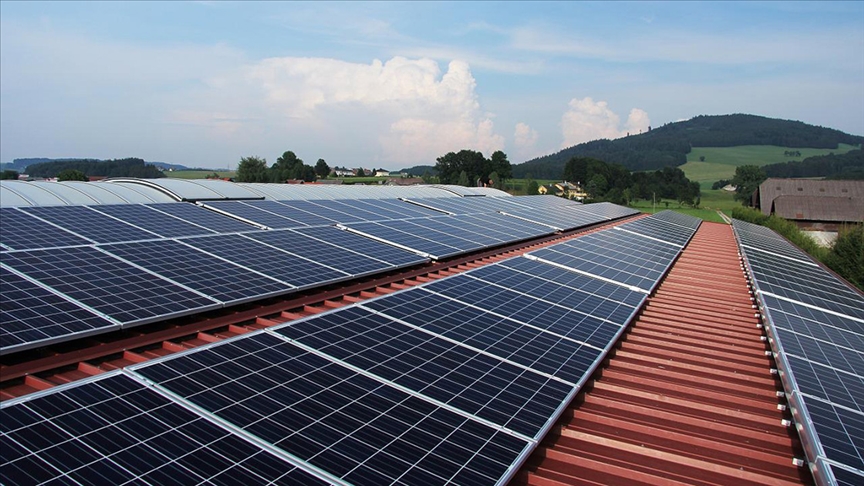 Çatı tipi güneş panelleri ne kadar elektrik sağlıyor?