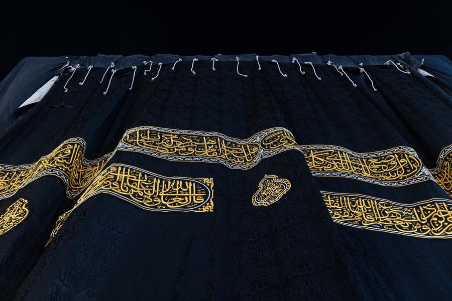 Kabe'nin örtüsü yenilendi