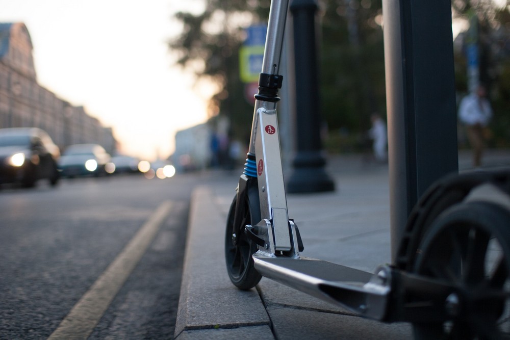 Avusturya'da elektrikli skuter için kask zorunluluğu
