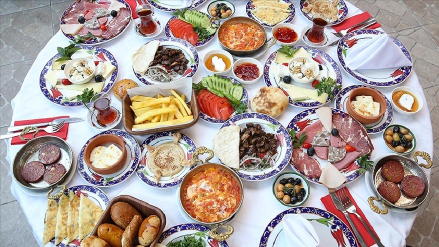Bayramda mideyi yormaktan kaçınılmalı