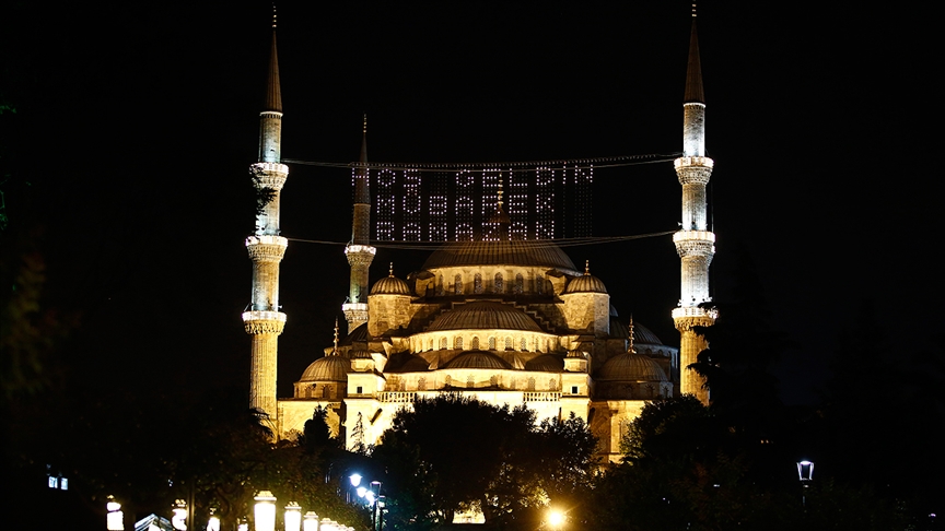 İlk teravih ve ilk sahur bu gece