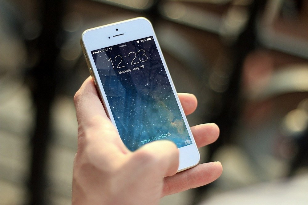 Yurt dışından getirilen telefonlar takibe alınacak