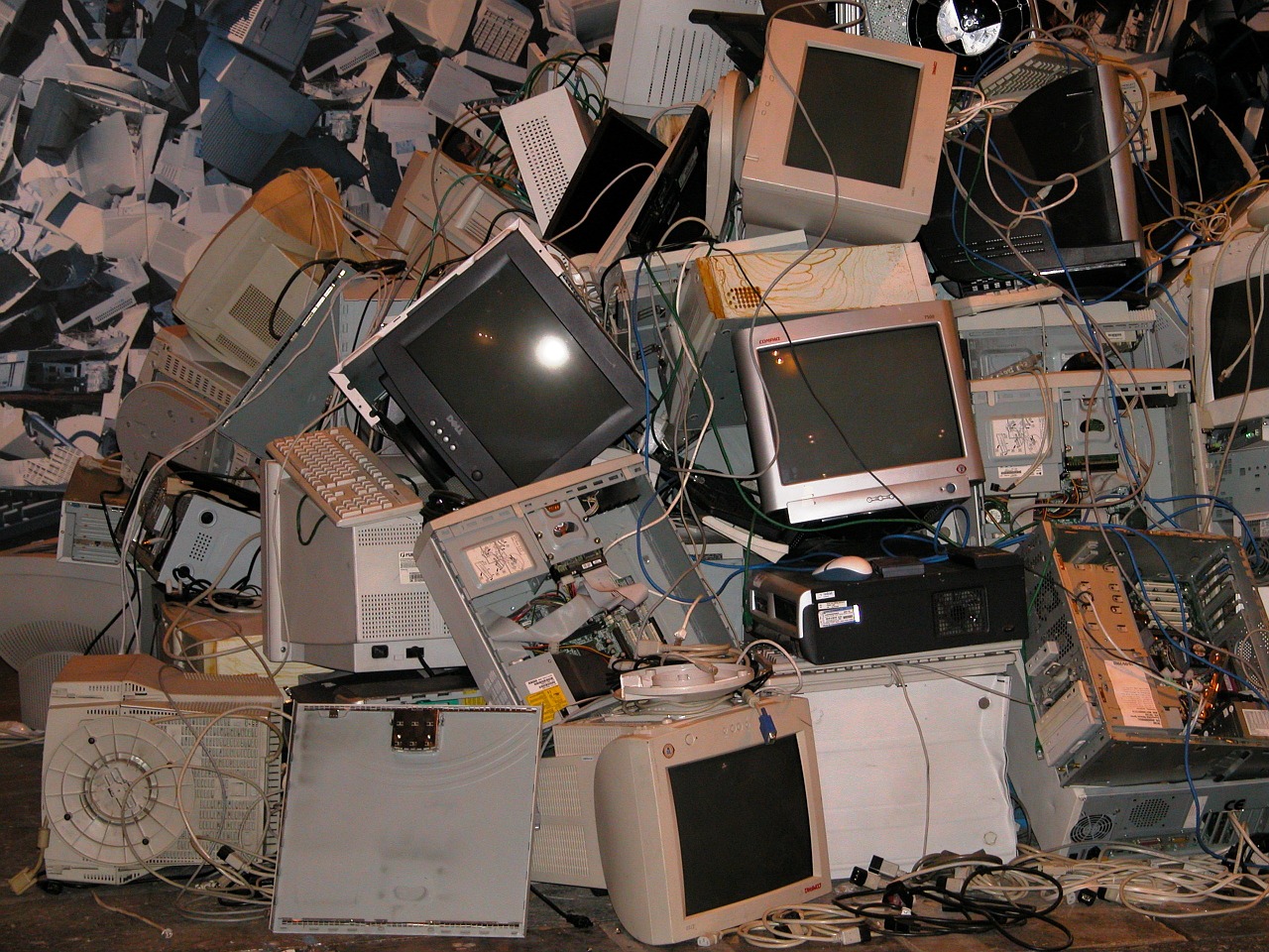 Dünya üzerinde elektronik atıklar artıyor