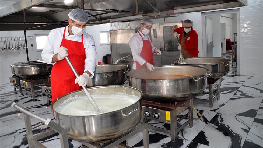 Yardımlaşma ve gönüllülük rehabilite ediyor