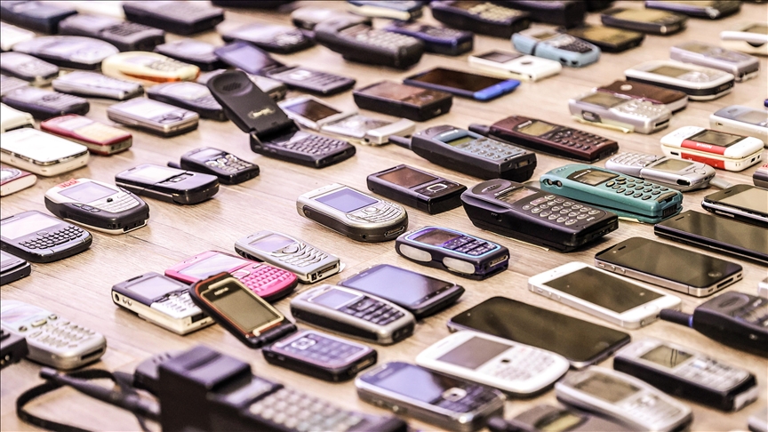 Cep telefonları 27 yıldır elimizde