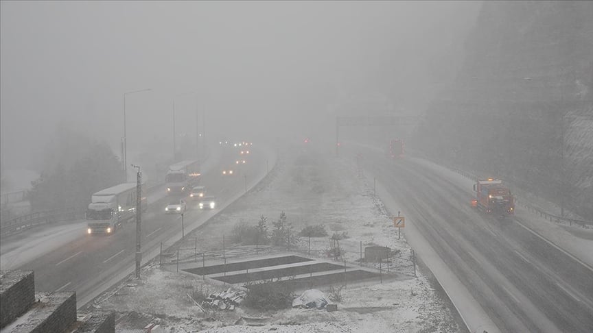 Yola çıkarken kış şartlarına hazırlıklı olun
