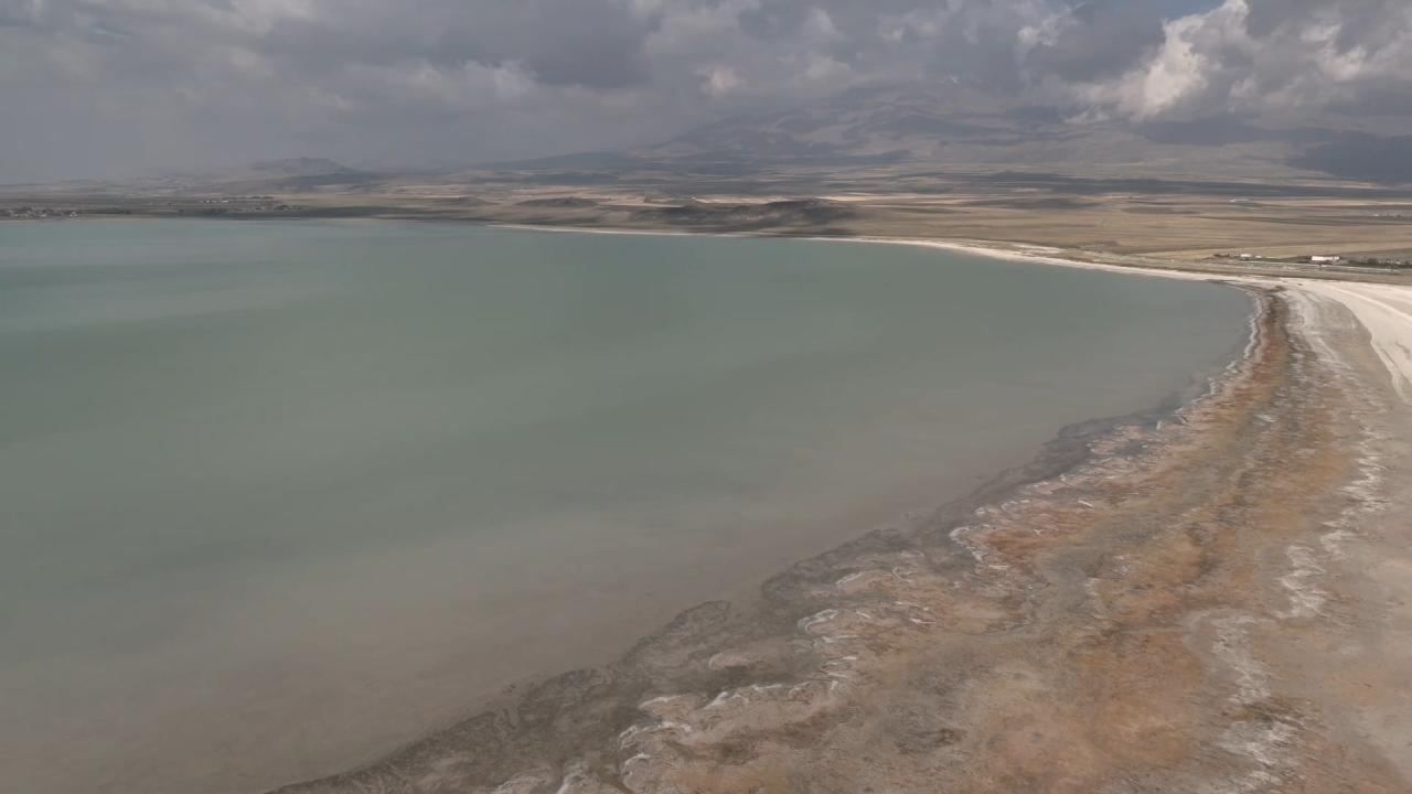 Kuşların durağı Arin Gölü'nde kuraklık alarmı